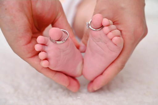 灵宝孕妇肚子隐隐作痛